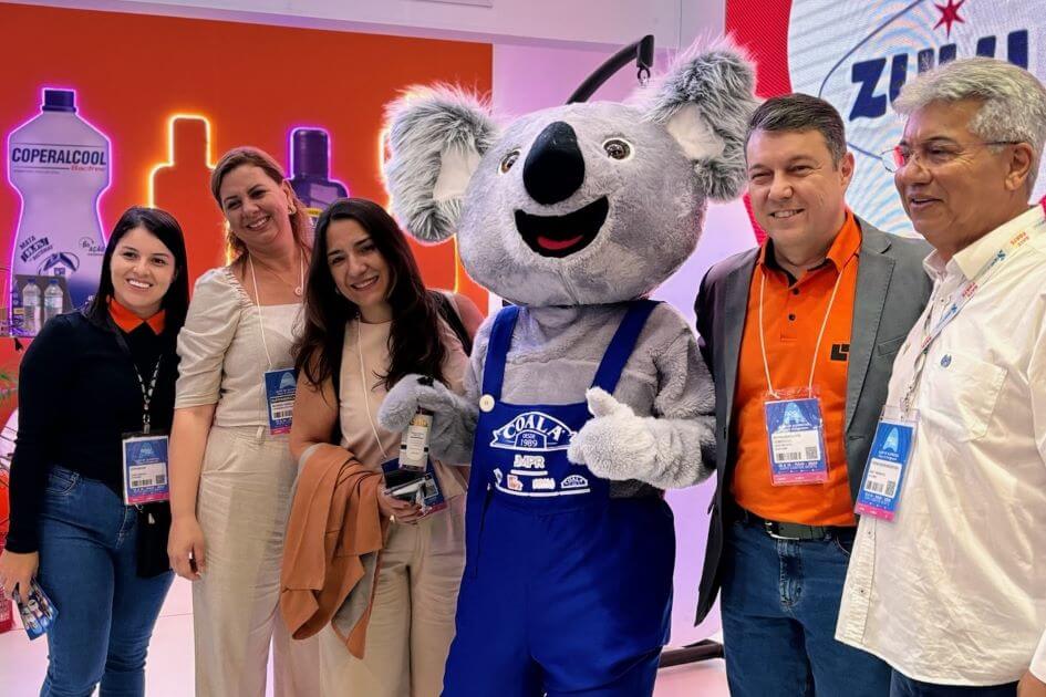 Colaboradores do Grupo também estiveram presentes nos estandes.